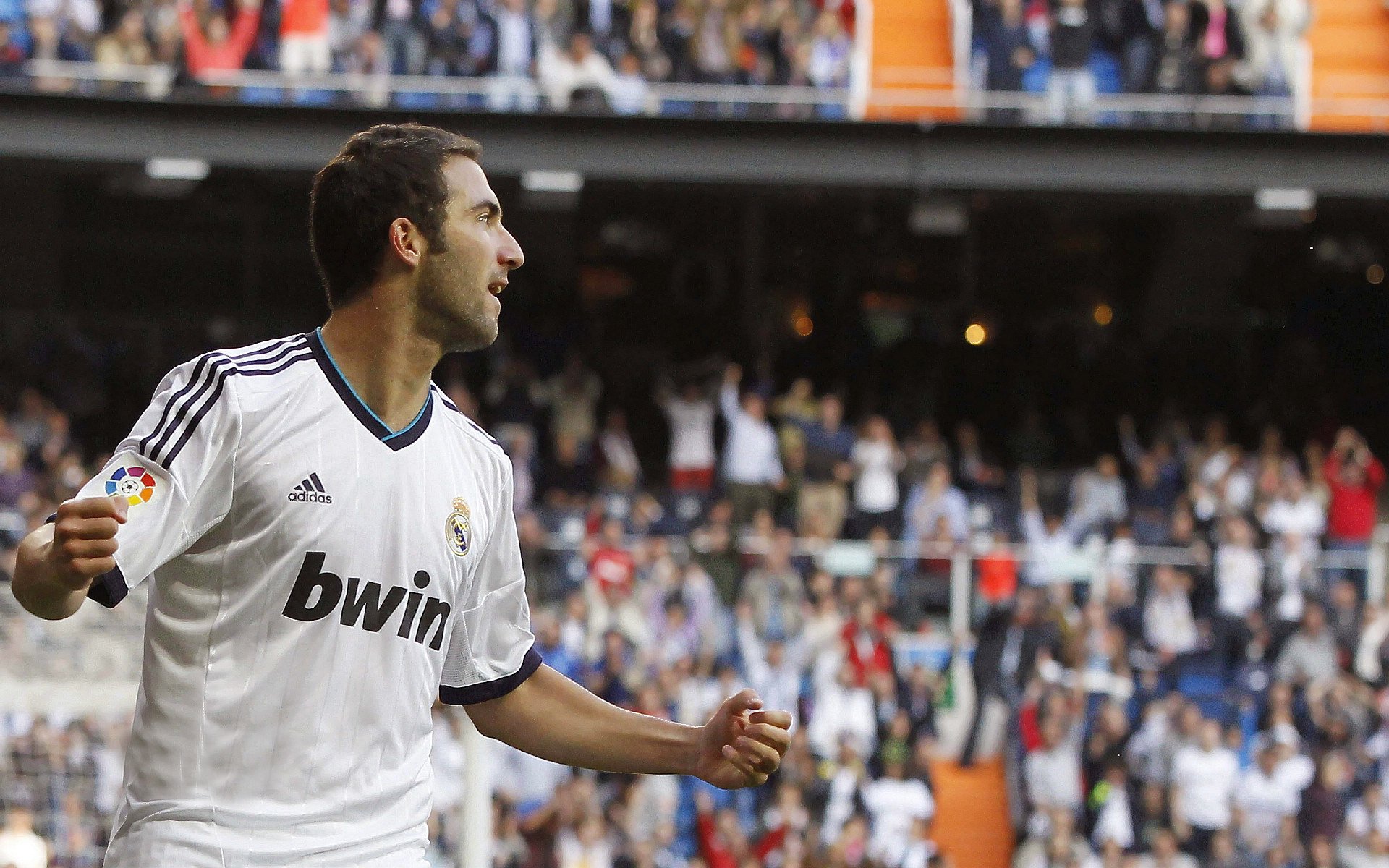 当圣安东尼奥的河水倒流,莫兰特在福建主场书写逆转神话