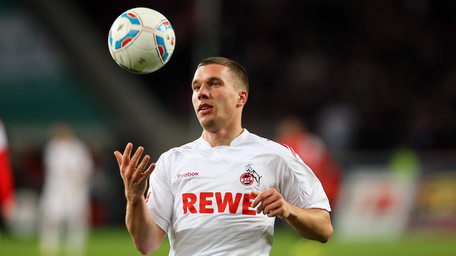 东方寒光踏破格子军团,孙兴慜一剑惊天下